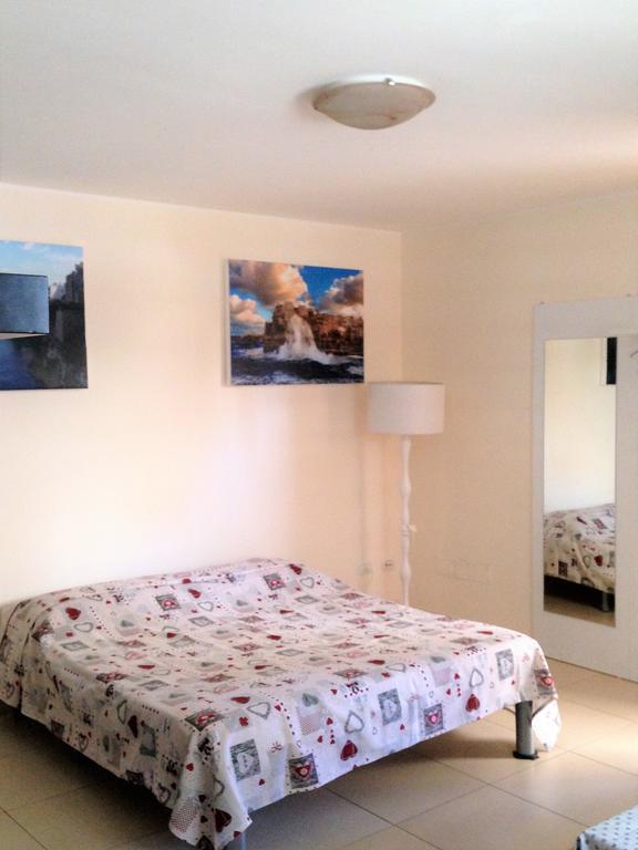 Casa Vacanze Stefy Polignano a Mare Exterior foto